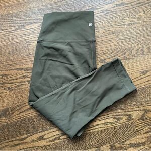 Lululemon Cropped Olive Green Leggings Sz 10